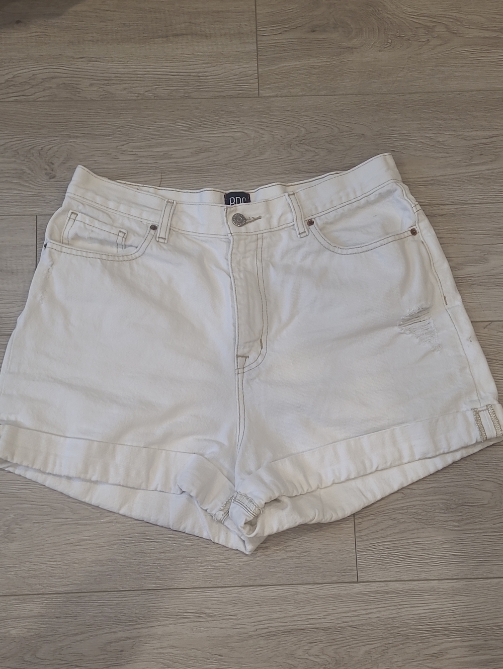 BDG Mom High Rise Shorts